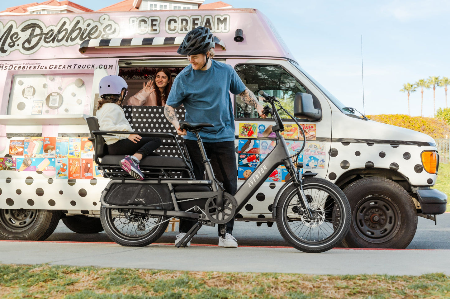 Aventon Abound LR Electric Cargo Bike with 750W Motor