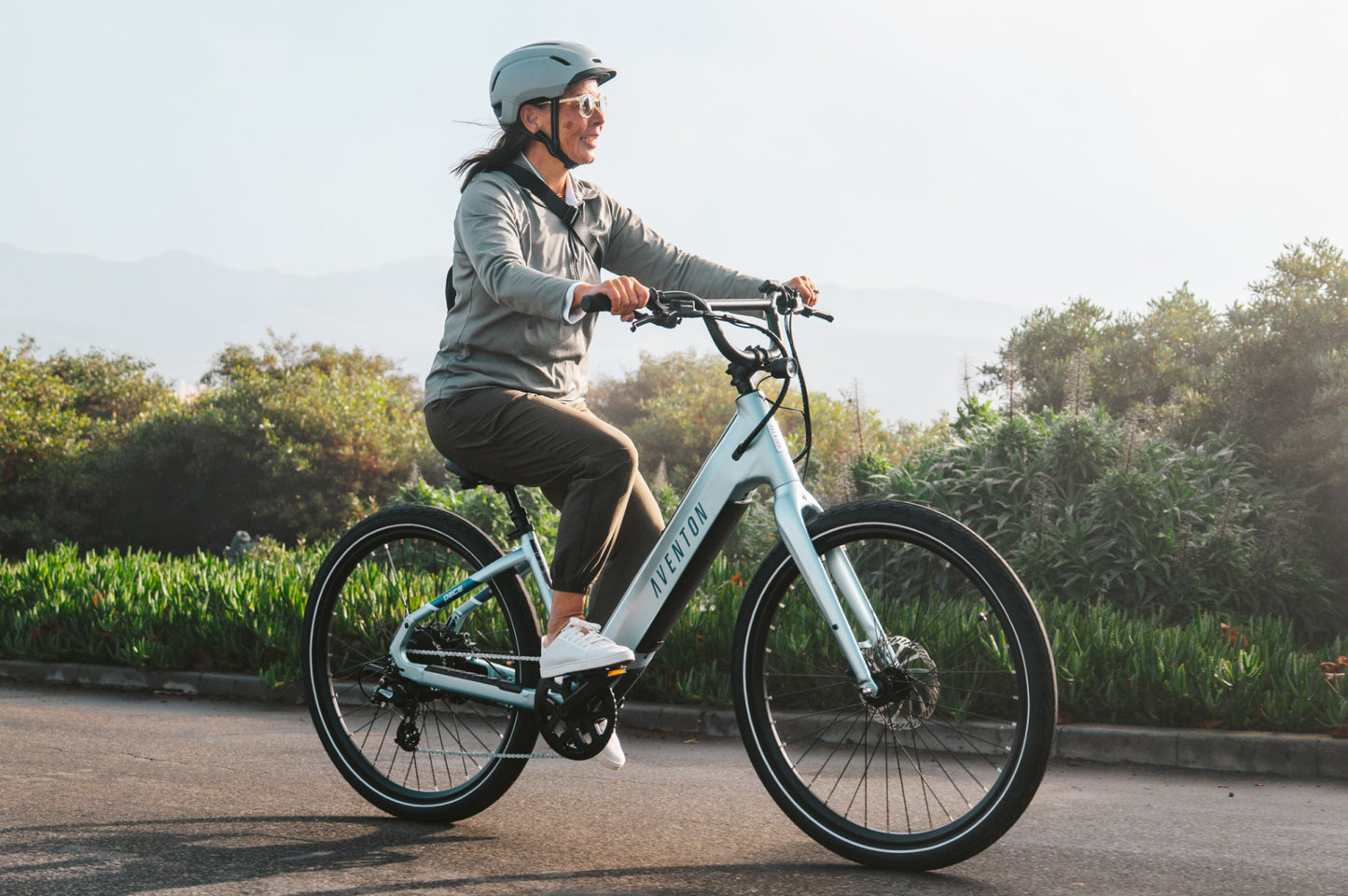Aventon Pace 4 Step-Through Electric Cruiser Bike 500W