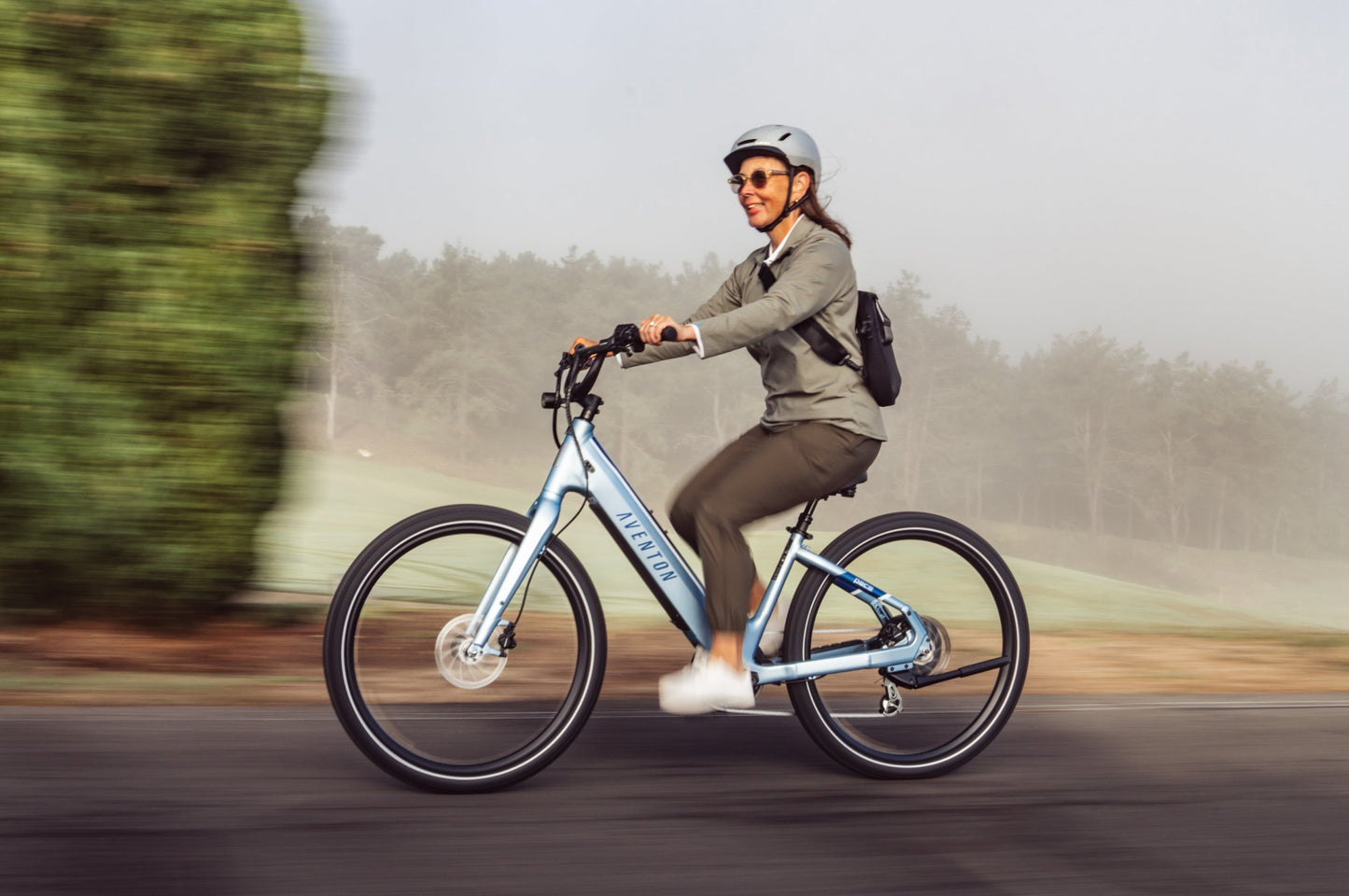 Aventon Pace 4 Step-Through Electric Cruiser Bike 500W
